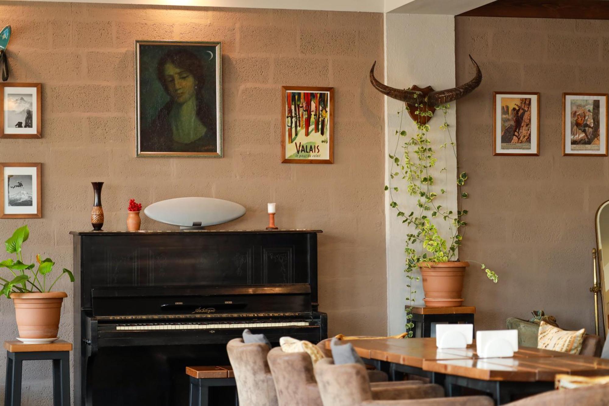 Alpine Lounge Boutique Hotel 카즈베기 외부 사진